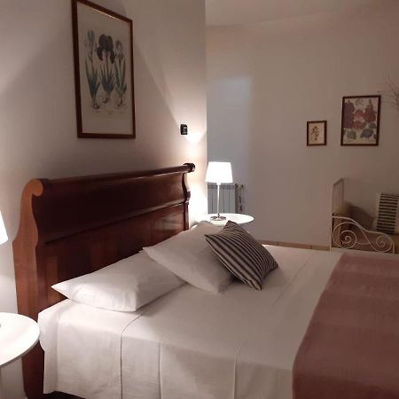 Bed and Breakfast Stella D'Italia à Sparone Extérieur photo