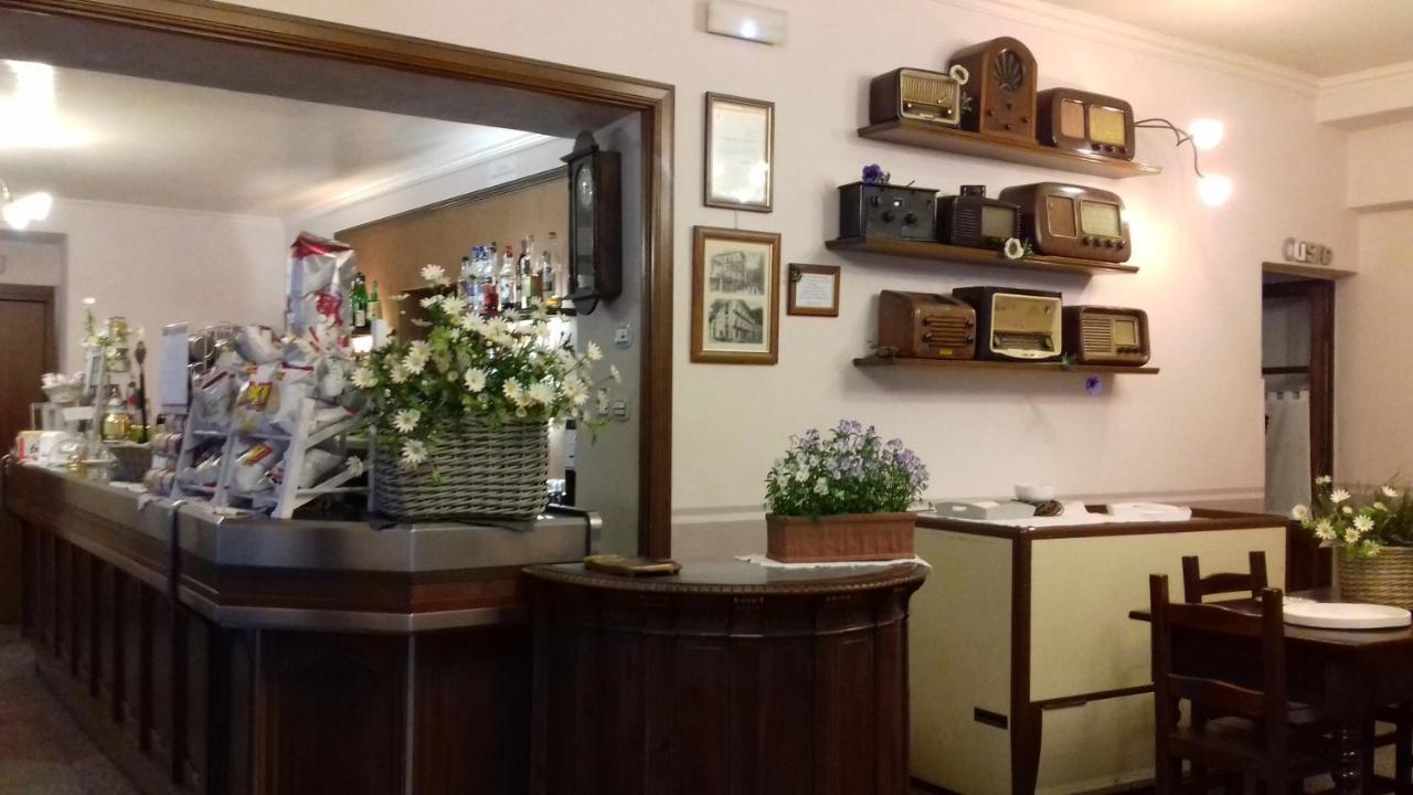 Bed and Breakfast Stella D'Italia à Sparone Extérieur photo